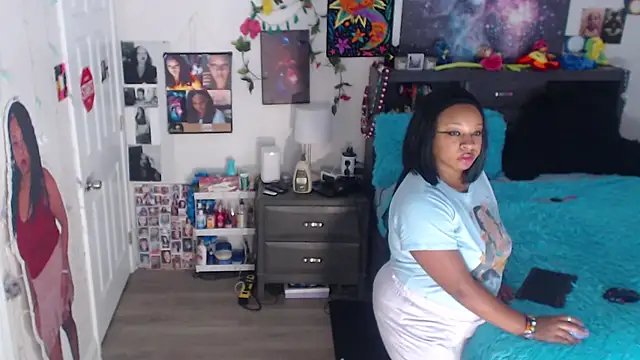 temptressbeauty24 online show from November 17, 5:11 am