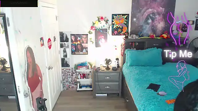 temptressbeauty24 online show from October 23, 1:59 am