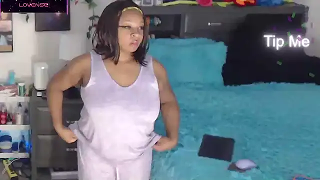 temptressbeauty24 online show from November 14, 5:11 am