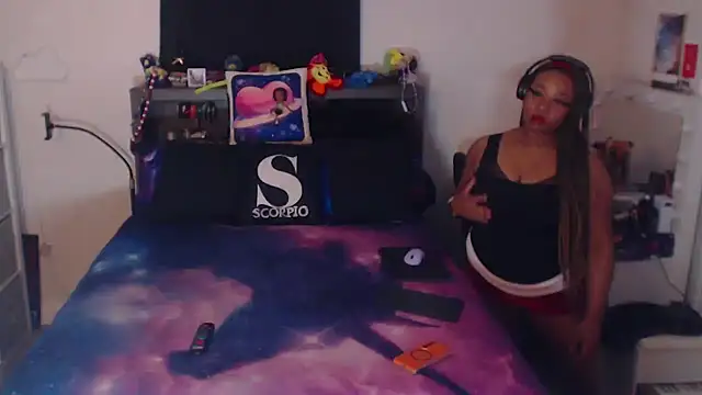 temptressbeauty24 online show from March 2, 2:23 am