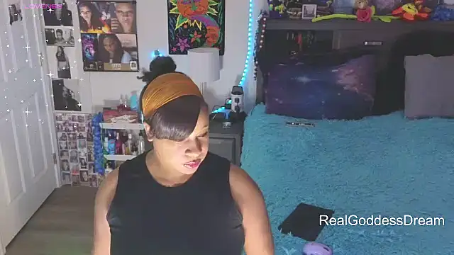 temptressbeauty24 online show from February 2, 3:16 am