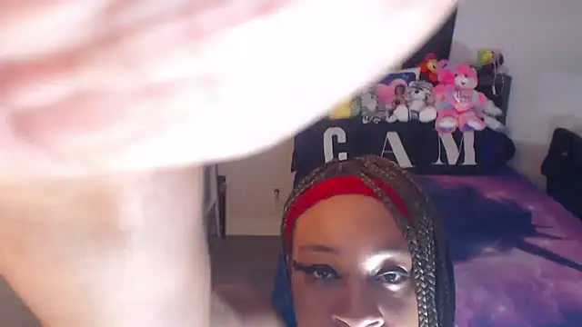 temptressbeauty24 online show from February 26, 4:07 pm