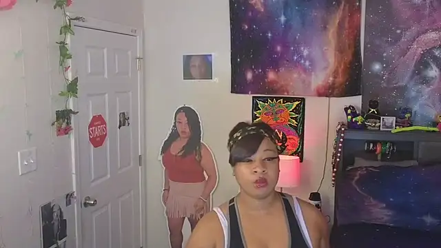 temptressbeauty24 online show from February 10, 1:04 am