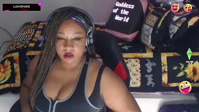 Snapshot of temptressbeauty24 chatting on February 21, 4:29 am temptressbeauty24 online show from February 21, 4:29 am