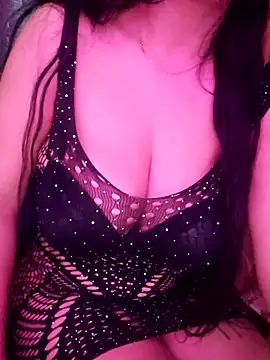 Zeina2024 online show from December 14, 6:35 pm