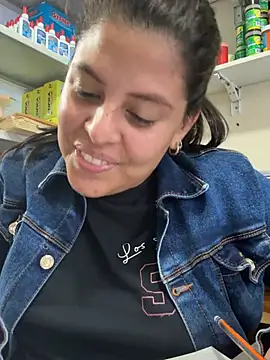 valelo online show from January 15, 9:07 pm