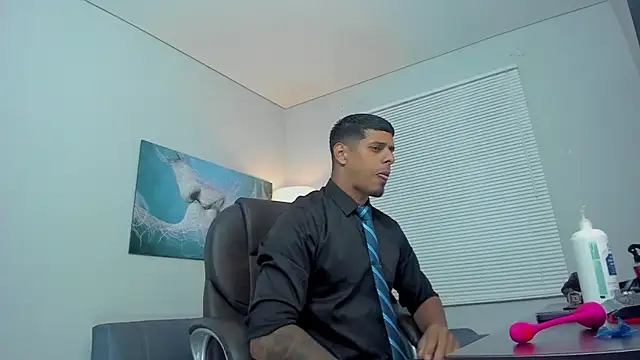 Snapshot of vincen_jose chatting on November 15, 2:04 am vincen jose online show from November 15, 2:04 am