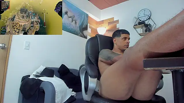 Snapshot of vincen_jose chatting on February 24, 7:11 am vincen jose online show from February 24, 7:11 am