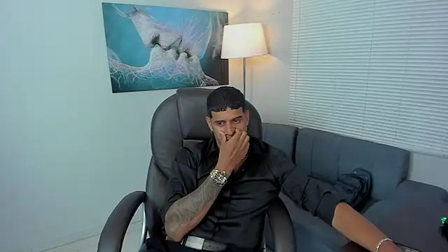 Snapshot of vincen_jose chatting on November 26, 7:41 am vincen jose online show from November 26, 7:41 am