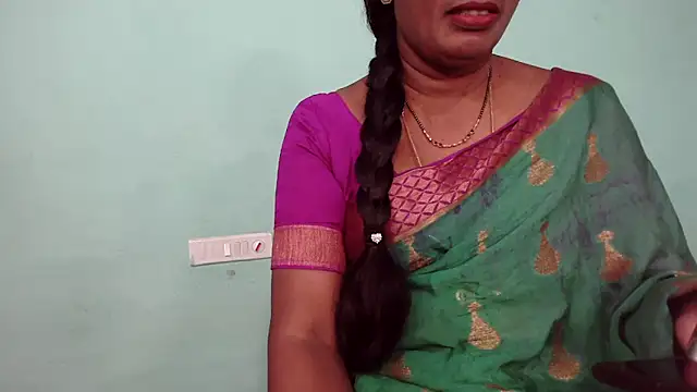 shrutitelugu69 online show from March 26, 2:04 pm