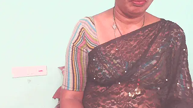 Snapshot of shrutitelugu69 chatting on May 30, 12:44 pm shrutitelugu69 online show from May 30, 12:44 pm