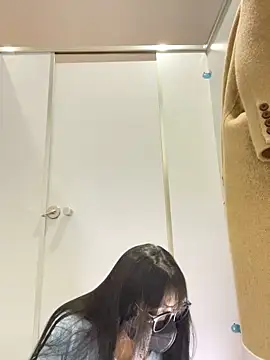 Asia-Lynn online show from March 18, 11:55 am