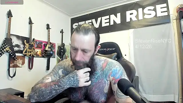 StevenRiseNYC online show from April 12, 11:08 pm