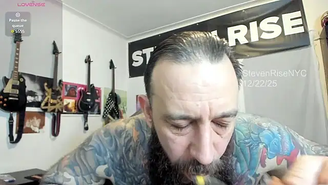 StevenRiseNYC online show from December 23, 2:33 am