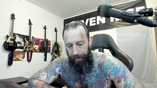 StevenRiseNYC online show from October 31, 2:41 am