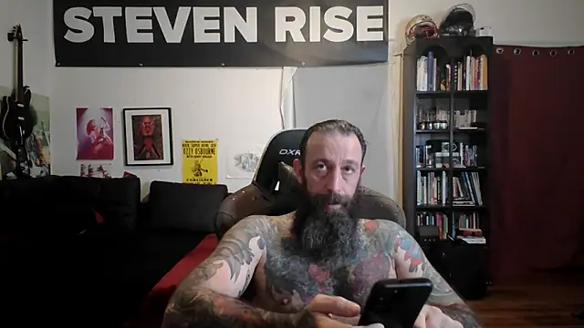 StevenRiseNYC online show from June 3, 12:33 am
