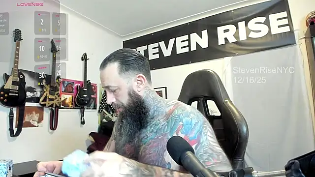 StevenRiseNYC online show from December 17, 12:48 am