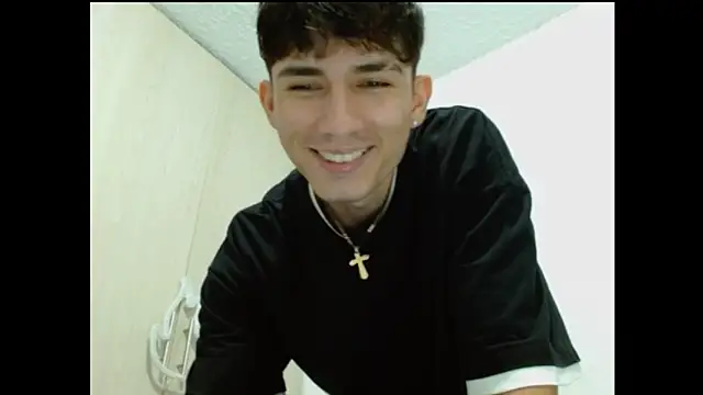 ChicoMaloFfF online show from September 22, 9:43 pm