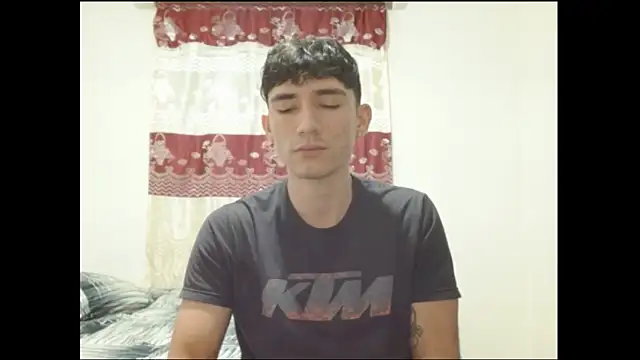 ChicoMaloFfF online show from February 3, 12:43 am