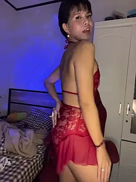 Plaxtique online show from February 13, 2:50 pm