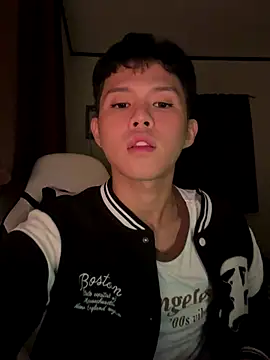 Plaxtique online show from October 17, 10:18 am