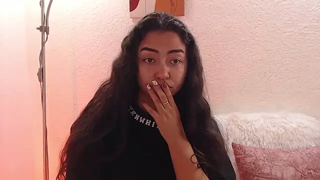  Kim  M online show from March 13, 1:49 pm