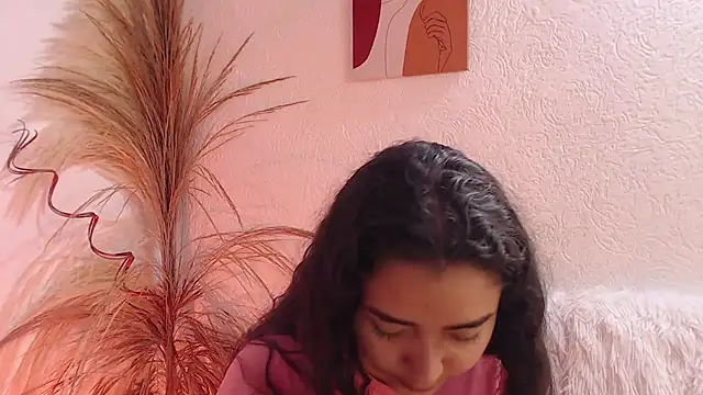  Kim  M online show from March 24, 11:54 am