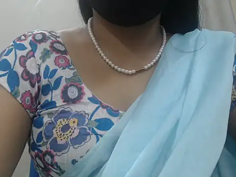 Lovely Siri 23 online show from July 12, 7:58 pm