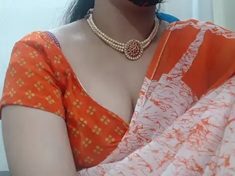 Lovely Siri 23 online show from December 15, 6:36 pm