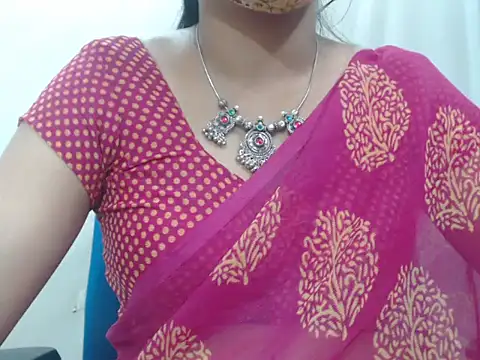 Lovely Siri 23 online show from February 9, 6:33 am