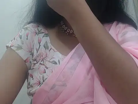 Snapshot of Lovely_Siri_23 chatting on May 27, 6:59 pm Lovely Siri 23 online show from May 27, 6:59 pm