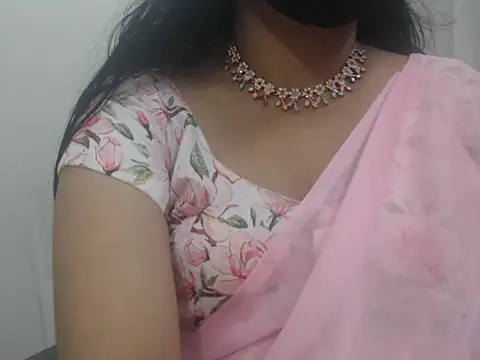 Snapshot of Lovely_Siri_23 chatting on May 21, 10:12 am Lovely Siri 23 online show from May 21, 10:12 am