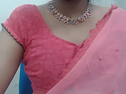 Lovely Siri 23 online show from March 12, 12:05 am