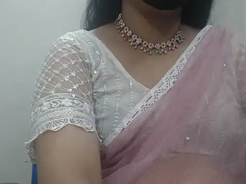 Snapshot of Lovely_Siri_23 chatting on May 14, 3:42 pm Lovely Siri 23 online show from May 14, 3:42 pm