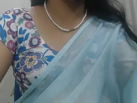 Lovely Siri 23 online show from July 12, 7:53 am