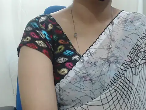 Lovely Siri 23 online show from November 13, 1:42 am