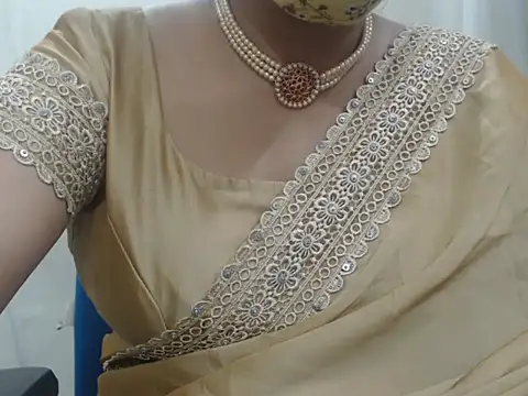 Lovely Siri 23 online show from November 18, 7:22 am