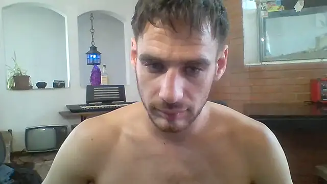 Snapshot of Stevenson988 chatting on December 15, 6:14 pm Stevenson988 online show from December 15, 6:14 pm