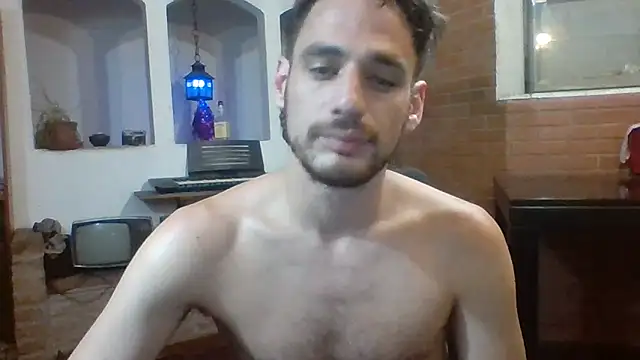 Snapshot of Stevenson988 chatting on December 19, 4:27 am Stevenson988 online show from December 19, 4:27 am