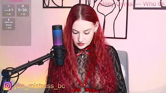 Vicky Fetish online show from April 12, 1:03 pm