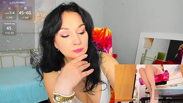 Sofia Ford online show from April 24, 6:59 am