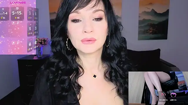 Snapshot of Sofia_Ford chatting on October 17, 7:00 am Sofia Ford online show from October 17, 7:00 am