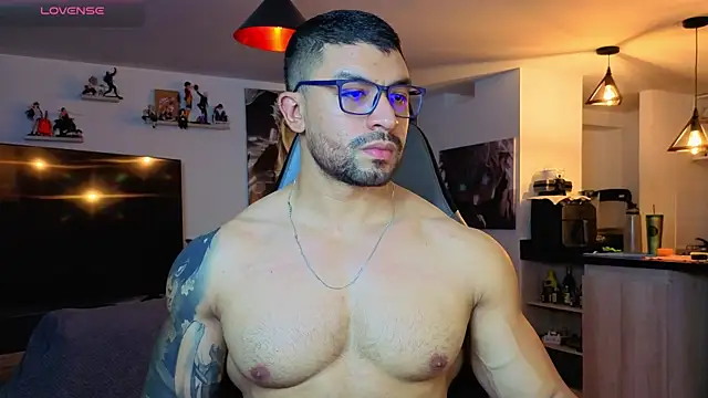 Michael Diamond online show from April 16, 2:45 am