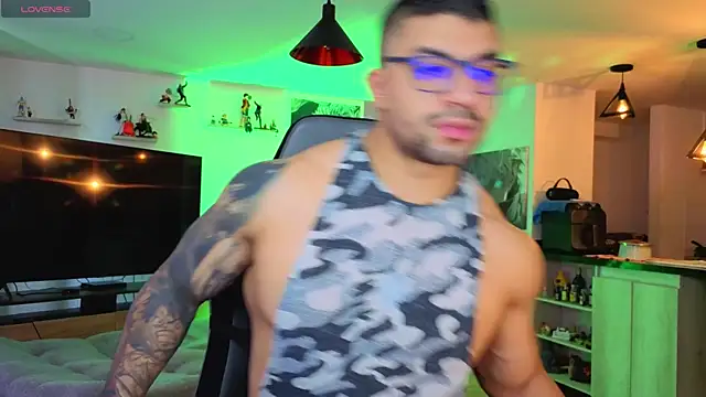 Michael Diamond online show from October 26, 8:09 pm