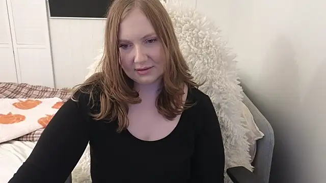 Snapshot of lilleambi chatting on December 5, 1:43 pm lilleambi online show from December 5, 1:43 pm