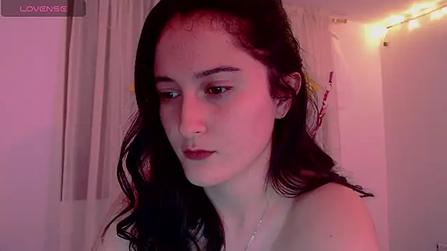 Snapshot of AlissonnFoxx chatting on February 23, 5:01 am AlissonnFoxx online show from February 23, 5:01 am