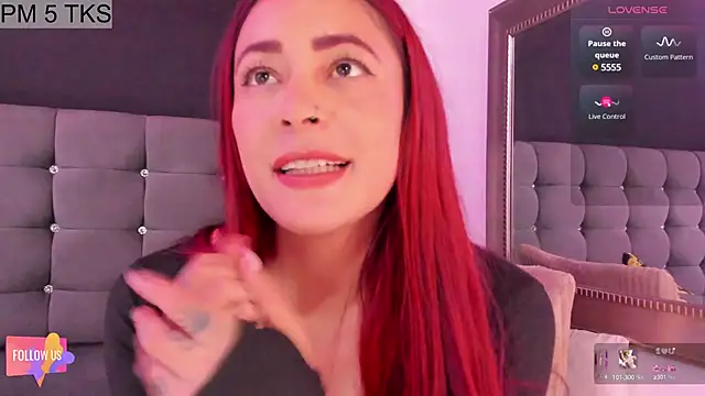 Snapshot of sweet__samy chatting on February 14, 3:33 am sweet samy online show from February 14, 3:33 am