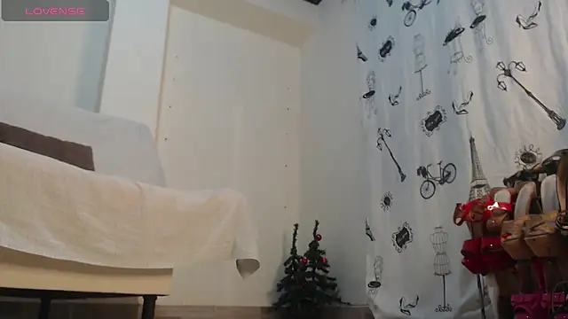 ammarahot7777 online show from December 2, 2:45 am