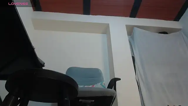 ammarahot7777 online show from November 7, 1:32 am