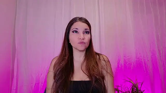 DivineLynn online show from January 20, 12:49 pm